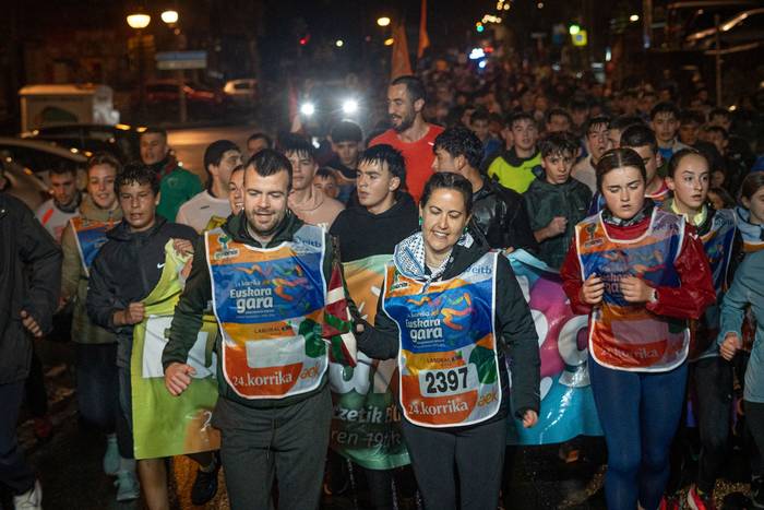 Aldarrikapenez eta pirotekni 64 1774600374713