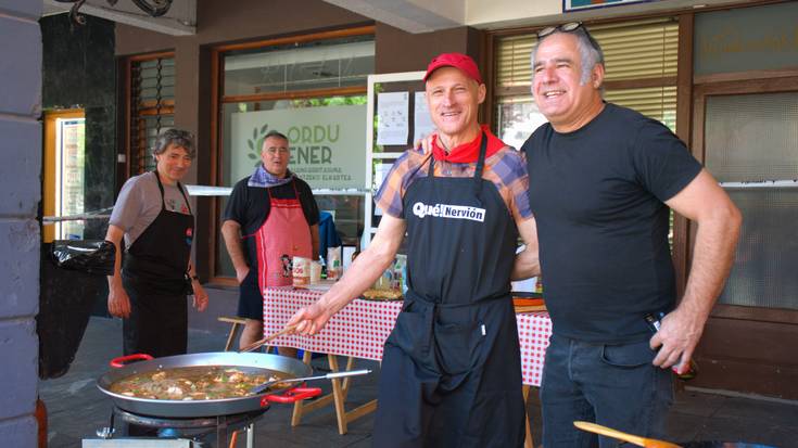 Parte-hartze itzela Otxomaioetako tortilla eta paella lehiaketan