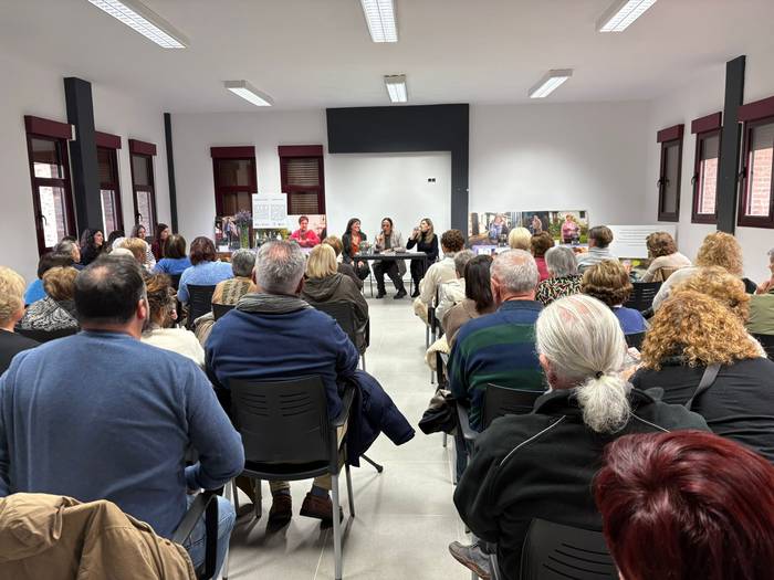 Okondoko emakumeen historia, 28 1763923650702