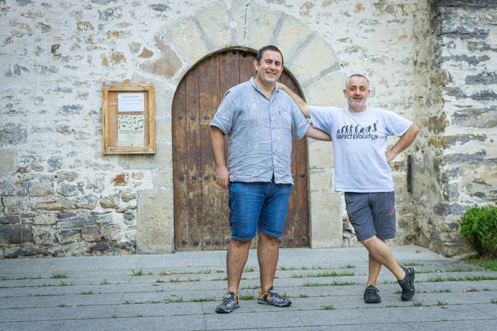 “Aurten balkoian egoteko arazoak izango dituztenak prentsakoak izango dira, 17 pertsona egongo garelako”