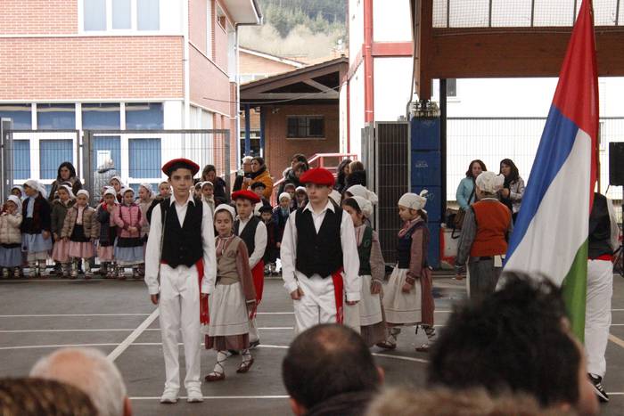 Dantzari Egunak herriguneko  19 1521466485988