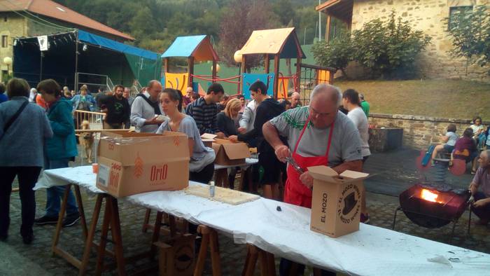 Andra Mari Txiki jaiek egita 2 1505144264683