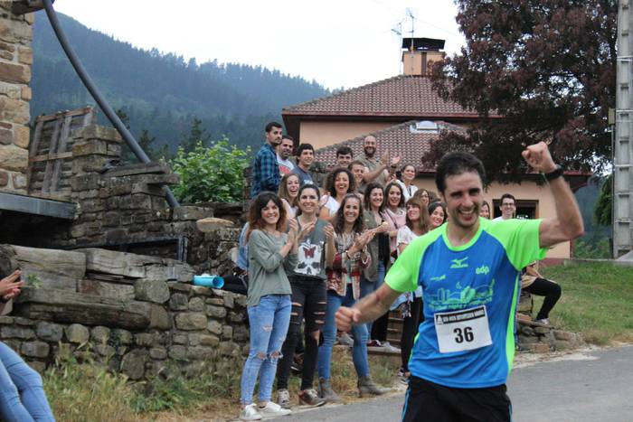 Auzoko mendiak zeharkatu zit 59 1498471171028