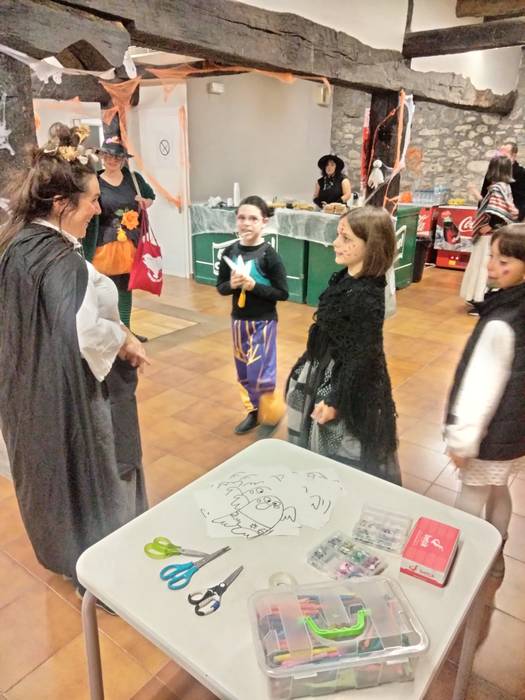 Aiaraldeko hamaika txokotara 75 1761964001579