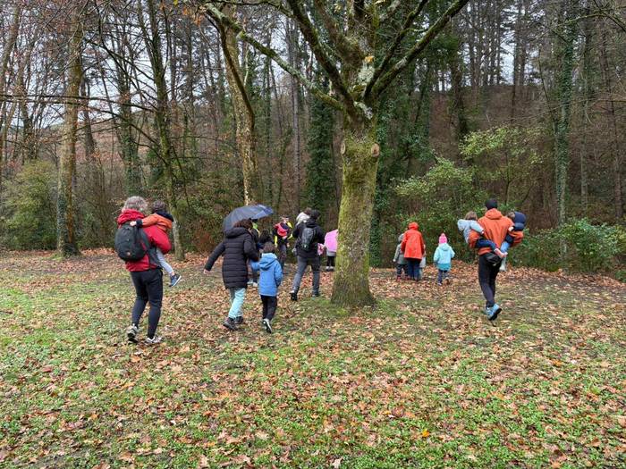 Olentzero eta Mari Domingi L 14 1766335842171