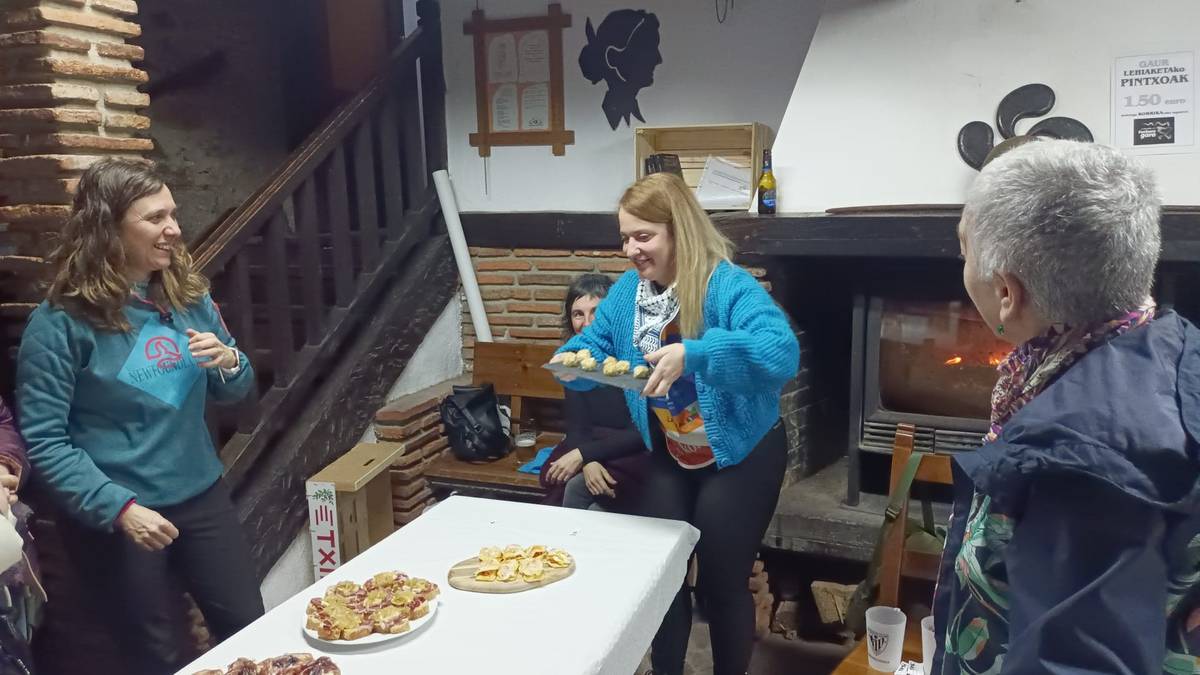 Pintxo lehiaketa egin zuten igandean Arrankudiaga-Zollon giroa berotzeko Korrika heldu baino lehen