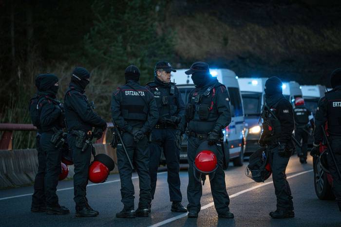 Piketeak, Ertzaintza eta esk 22 1770667618645