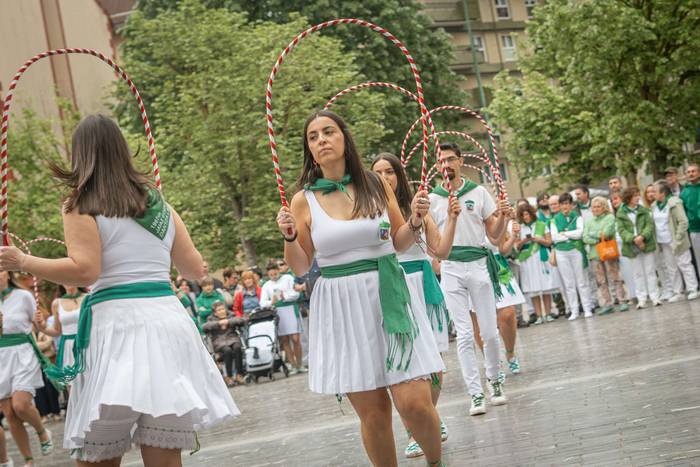 Dantza Lagunak kuadrillaren  36 1776520627875