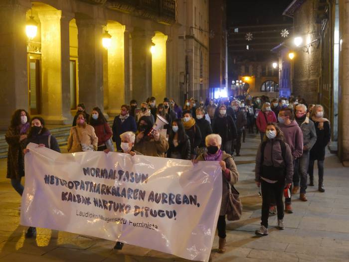 7 herritan egin dituzte mobi 77 1606334736113