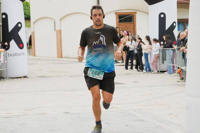 Hirurehundik gora korrikalar 57 1761471925971