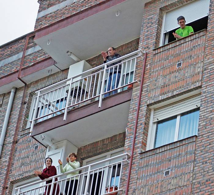 Larrazabal auzunean komunita 20 1588419322782