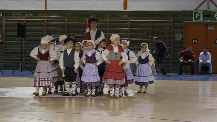 Itxarkundia taldeak Gabonetako erakustaldia egin du Laudion - 14