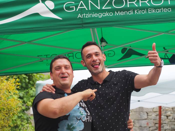 Jende ugari batu da Erretes  26 1532327094152