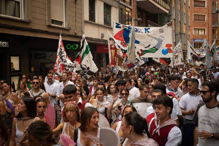 EH-Bildurekin, esakunetik ekintzara, tarte handia dago