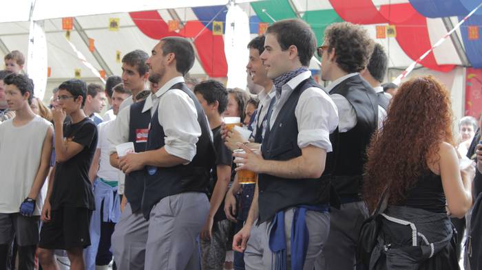 Suziria piztuta lehertu da j 47 1502803850614