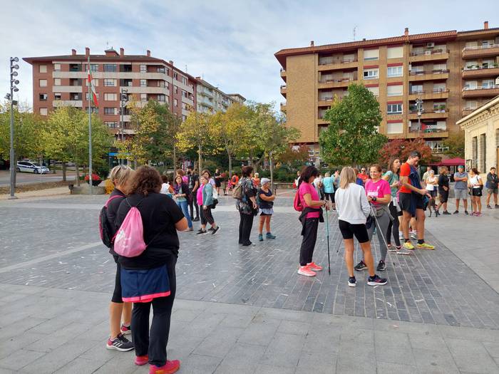 Ehunka lagun bildu ditu Asas 18 1665928005073