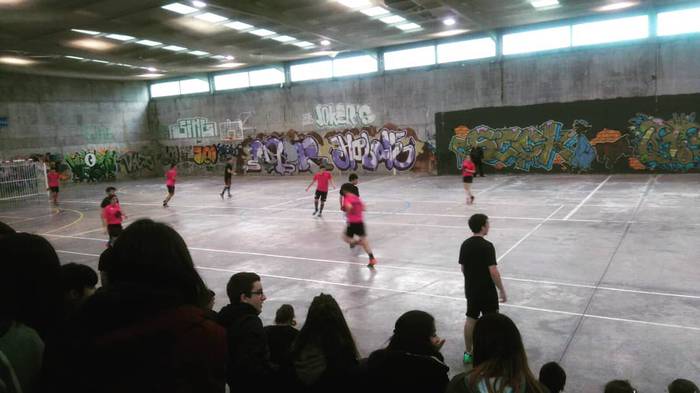 100 lagunek baino gehiagok p 7 1523374294992