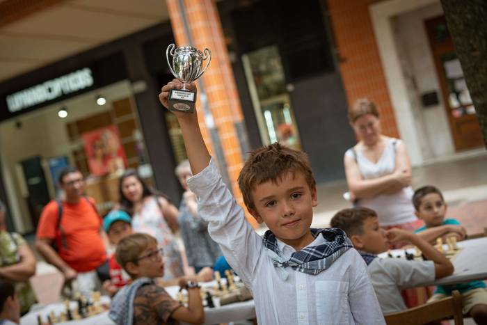 Haur eta nagusiak izan dira  20 1755092553329