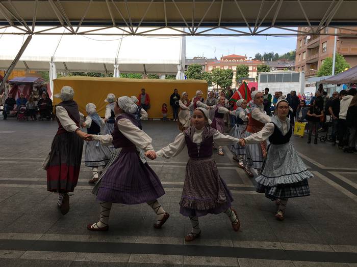 Galiziar letren jaia