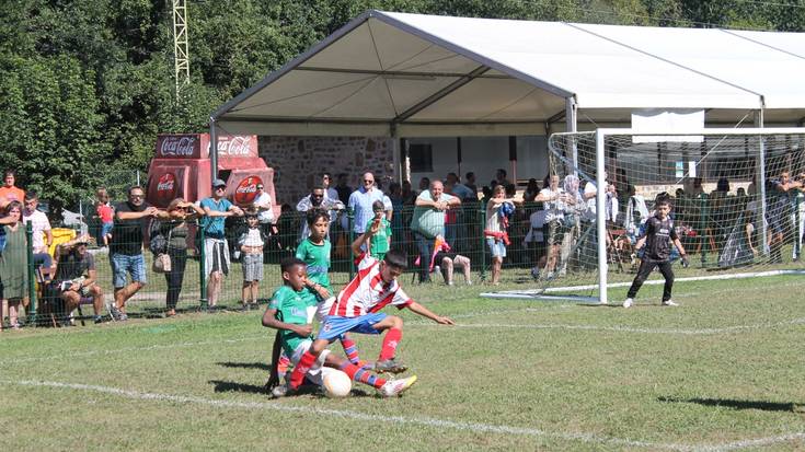 Ume ugarik parte hartu dute asteburuan Okondo Cupen