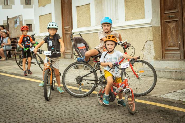 Bizikletak irudimenez jantzi 3 1757325586472