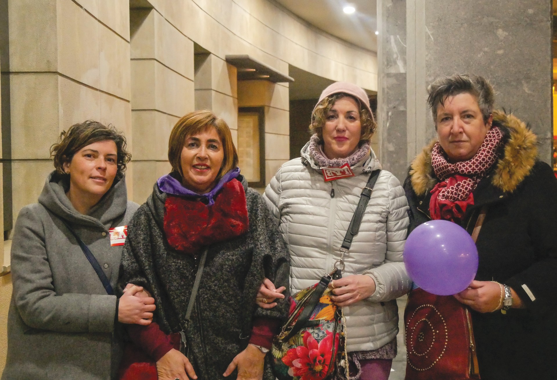 “Borrokan jarraituko dugu, guregatik eta gure lankideengatik”