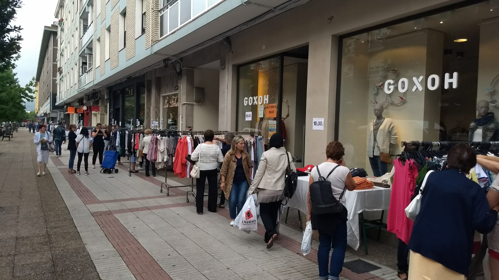 APILLek pagotxen azokarekin eta 6.000 euroko zozketekin abiatu du ikasturtea