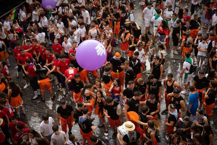 Lehertu da festa-giroa Amurr 83 1755025769266