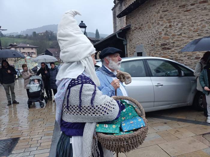 Mari Domingiren alaitasunak  9 1766617265229