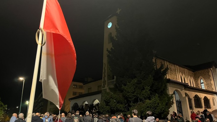 Ehunka lagunek egin diote azken agurra Igor Arzuagari