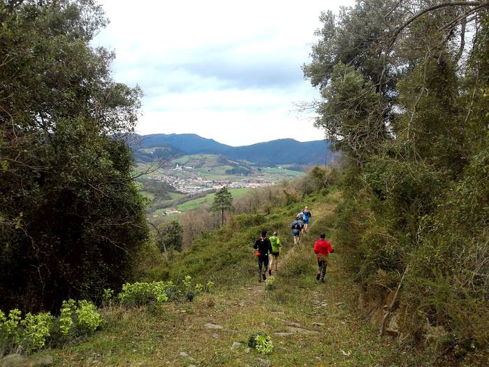 Mendizale ugari bildu zituen 24 1489053806053