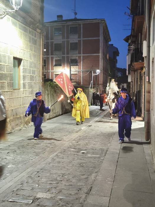 Hiru Errege Magoek ilusioz b 58 1767728443466