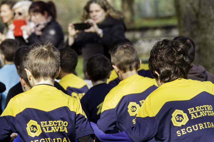 Umeek eta gurasoek bete zute 111 1519653297161