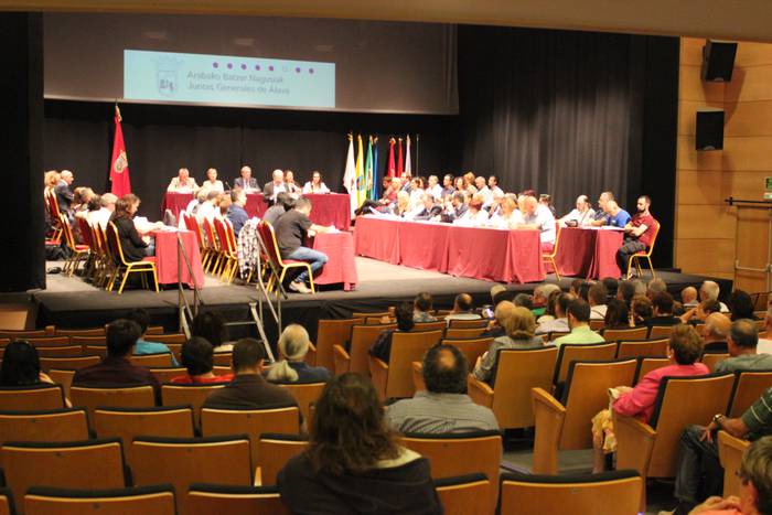 Arabako Batzar Nagusein bile 46 1496225092184