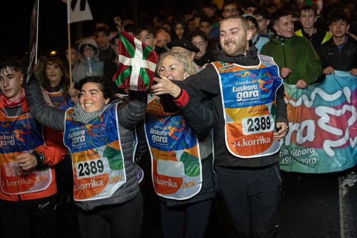 Aldarrikapenez eta pirotekni 33 1774600270072