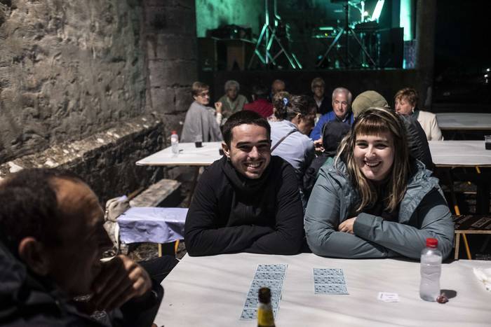 Auzolanean eta festa-giroan  48 1756712732064