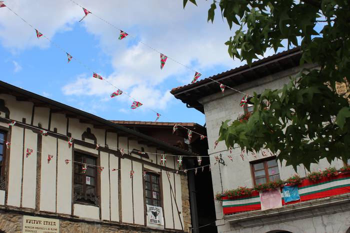 Txupina jaurtita hasi dira O 5 1504205986423