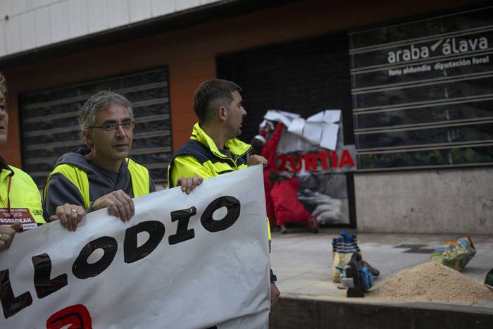 Itxialdia abiatu dute Madera 34 1761331161626