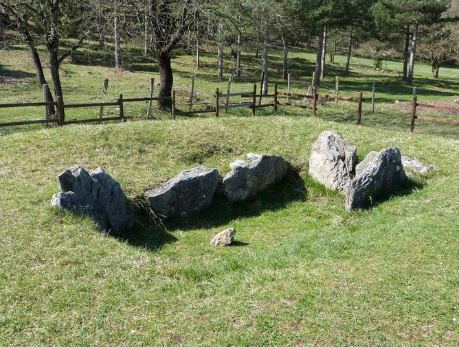 [LEHIAKETA] Zein herritan dago dolmen hau?