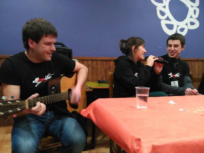 Laudioko bertso saioa argazkitan