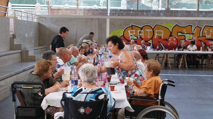 Nagusien urte amaierako bazkaria