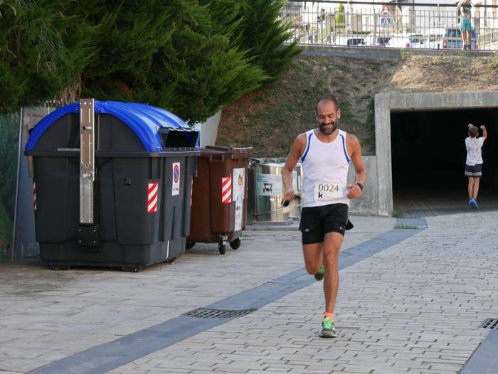 Haur zein helduek izan zuten 235 1538428836602