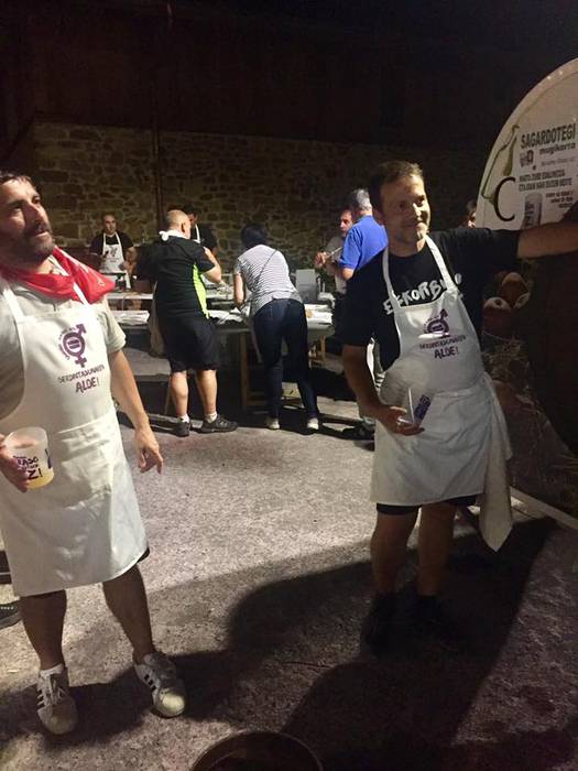 Apar festak, herri kirolak e 23 1503561345956