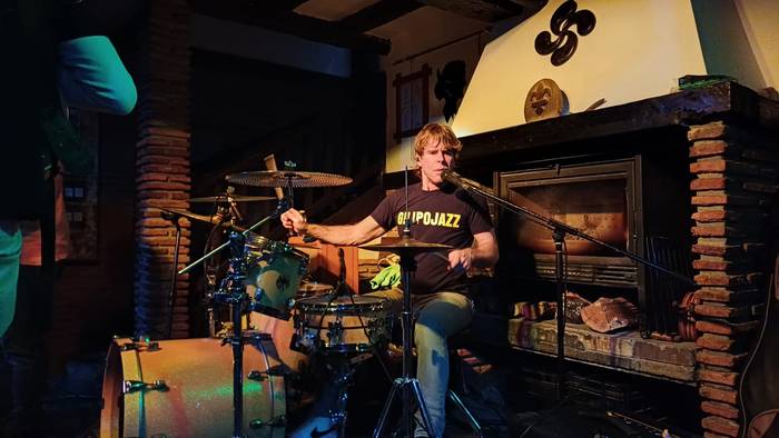 Eriz eta Lainopilak taldeak  8 1769894258046