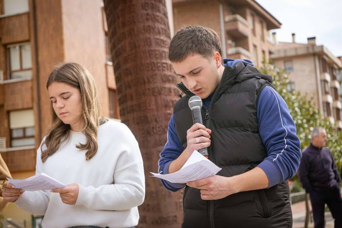 Indarkeriaren aurkako jarrer 17 1773069766730