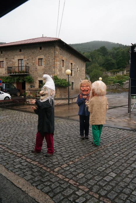 Andra Mari Txiki jaiek egita 50 1505146030778