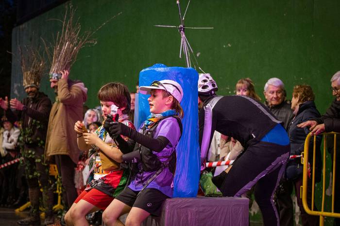 Carnesto oilarraren konpaini 44 1771098665235