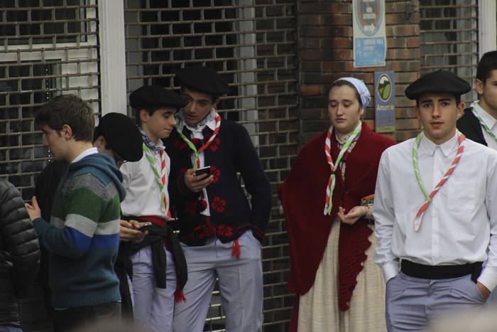 Ehunka ekoizlek eta bisitari 85 1516542456061