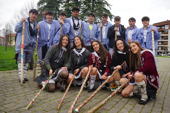 Amurrioko kintoek senideekin 32 1770387054747