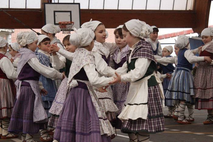 Dantzari Egunak herriguneko  69 1521467941692